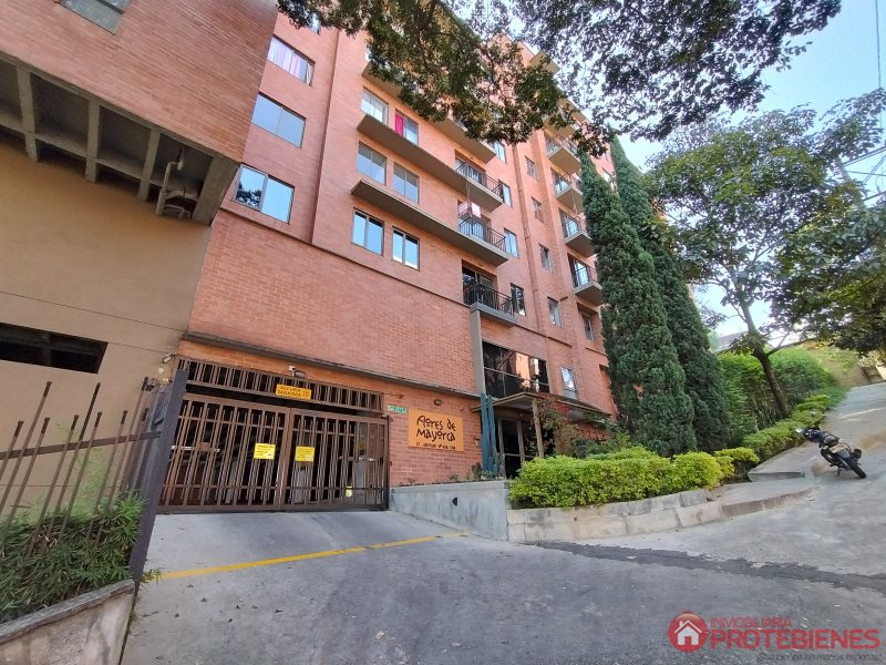 Apartamento en Arriendo en Loma Del Barro